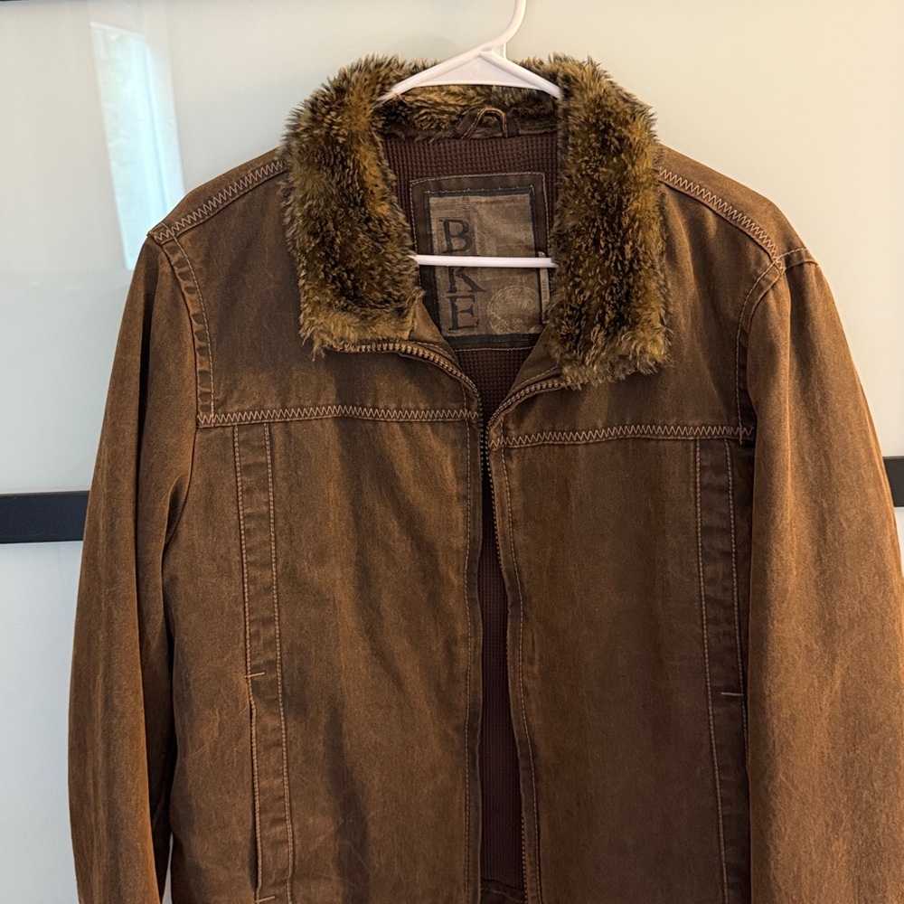 Men’s Bomber Jacket - Picture 3 of 4